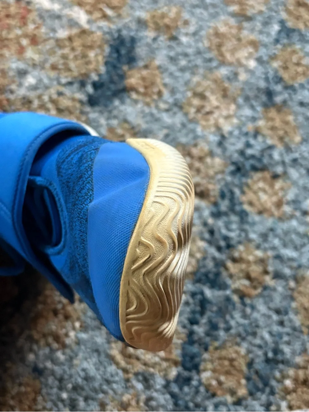 Men’s Blue Nike Basketball Shoes with Yellow Logo